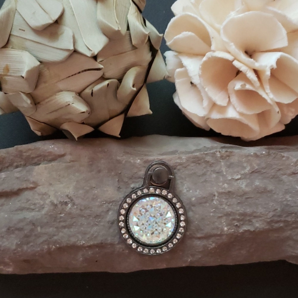 SALE⚡DIAMOND GUNMETAL CELLPHONE/TABLET RING